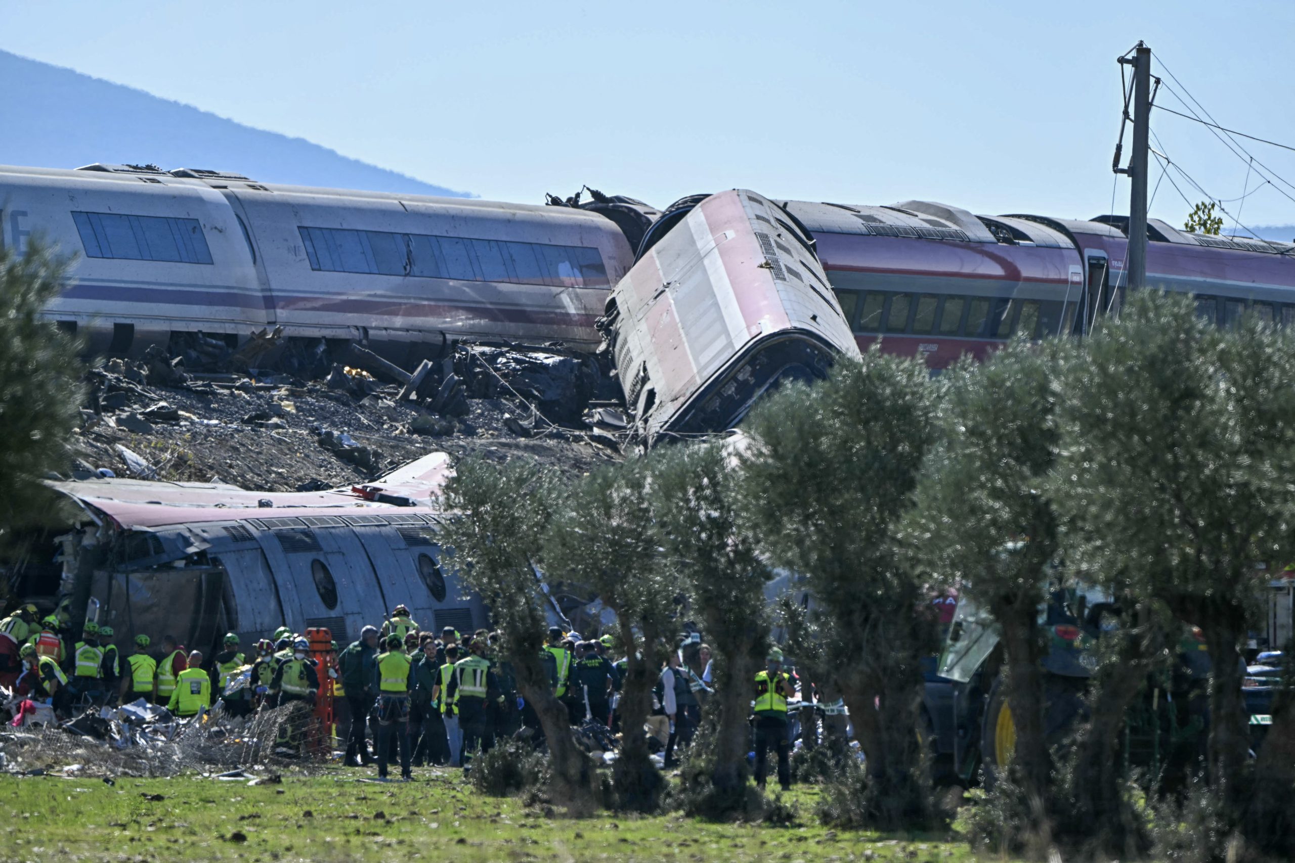 Dozens killed after two high-speed trains collide in central Spain — Stillwater Community news